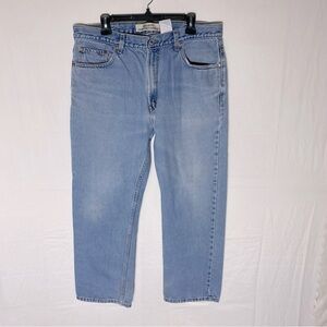 Vintage Levi’s Regular Fit Light Wash Jeans 36